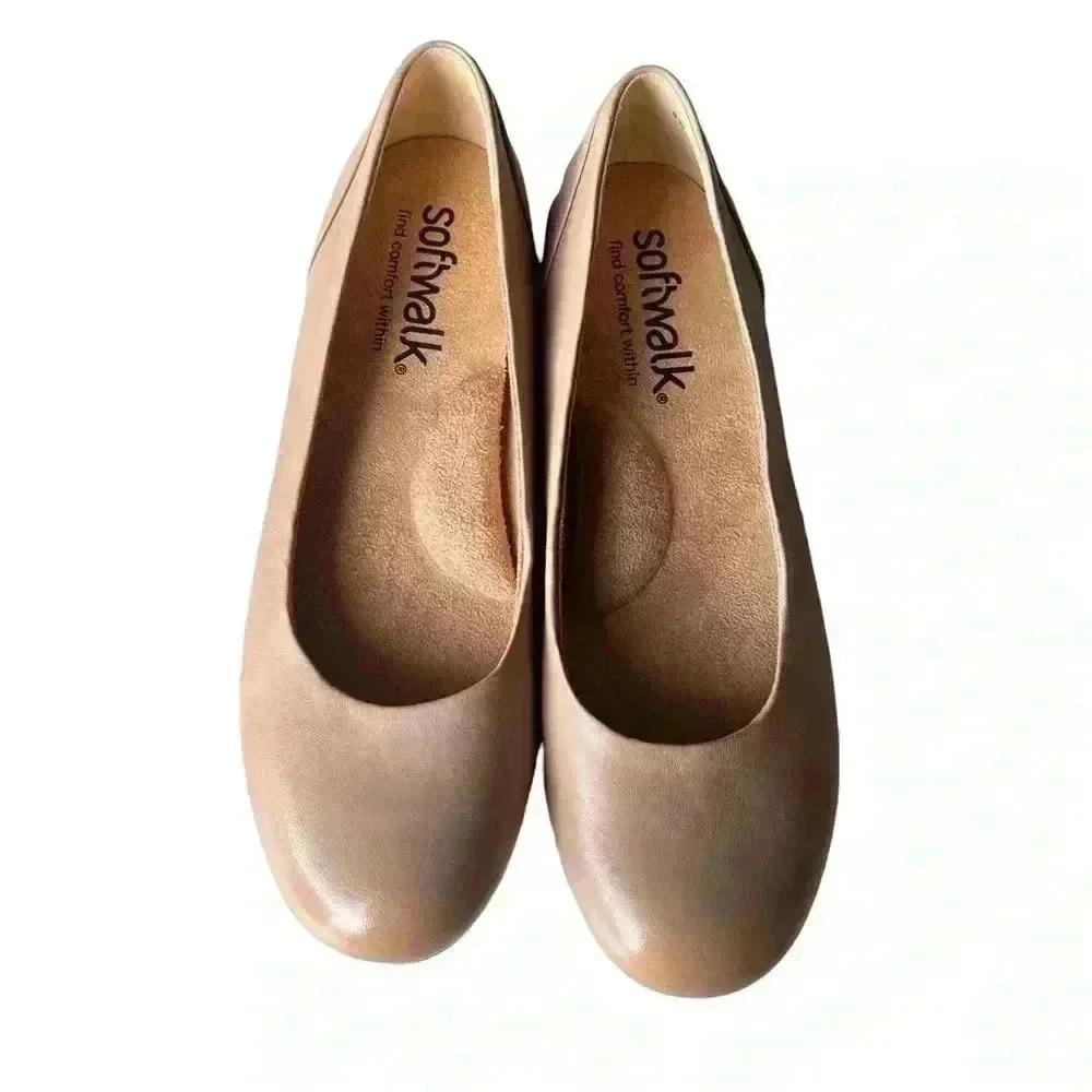 SOFTWALK •WOMEN’S TAUPE ROUND TOE FLATS•SIZE 8•NEW NO BOX